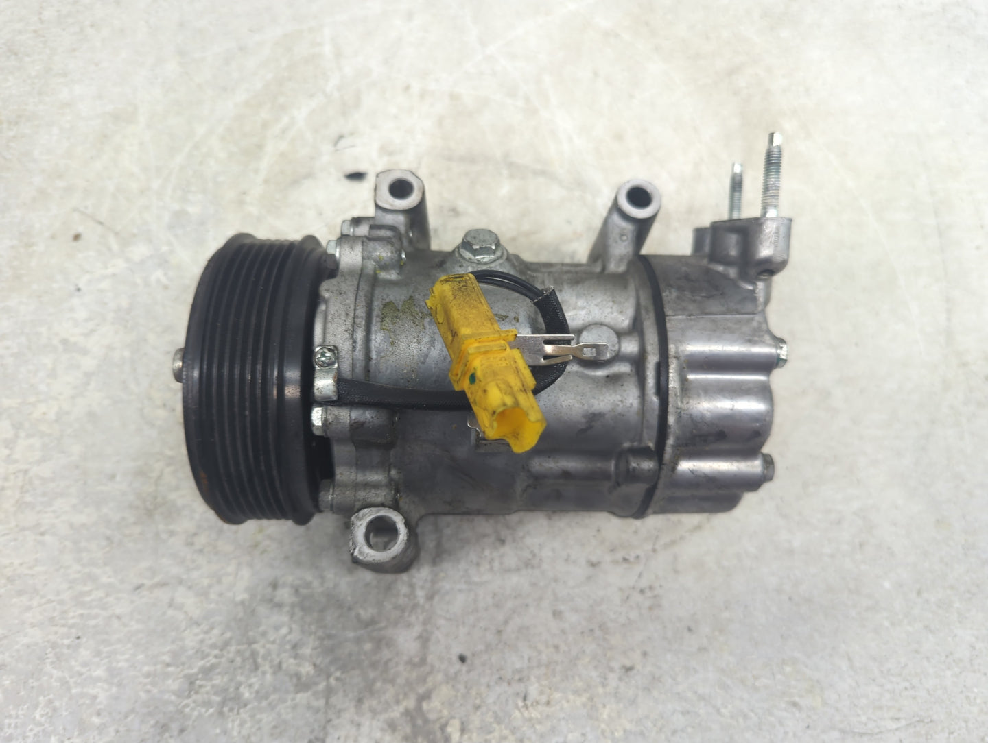 2009-2014 Mini Cooper Air Conditioning A/c Ac Compressor Oem - Oemusedautoparts1.com