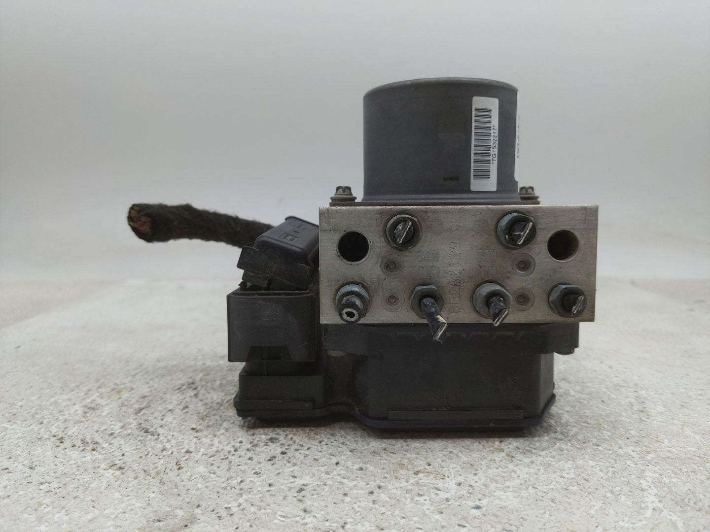 2013-2015 Mini Cooper ABS Pump Control Module Replacement P/N:6866011 Fits Fits 2013 2014 2015 OEM Used Auto Parts - Oemused