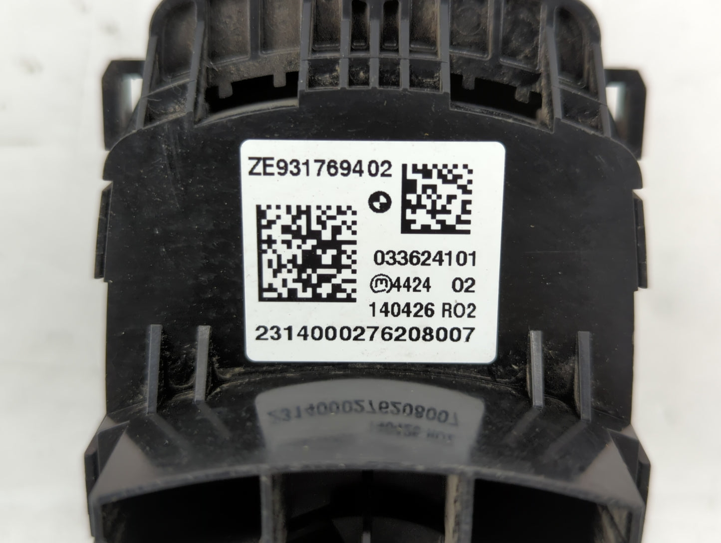 2008-2016 Mini Cooper Radio AM FM Cd Player Receiver Replacement P/N:931769402 9 255 067 Fits OEM Used Auto Parts - Oemuseda