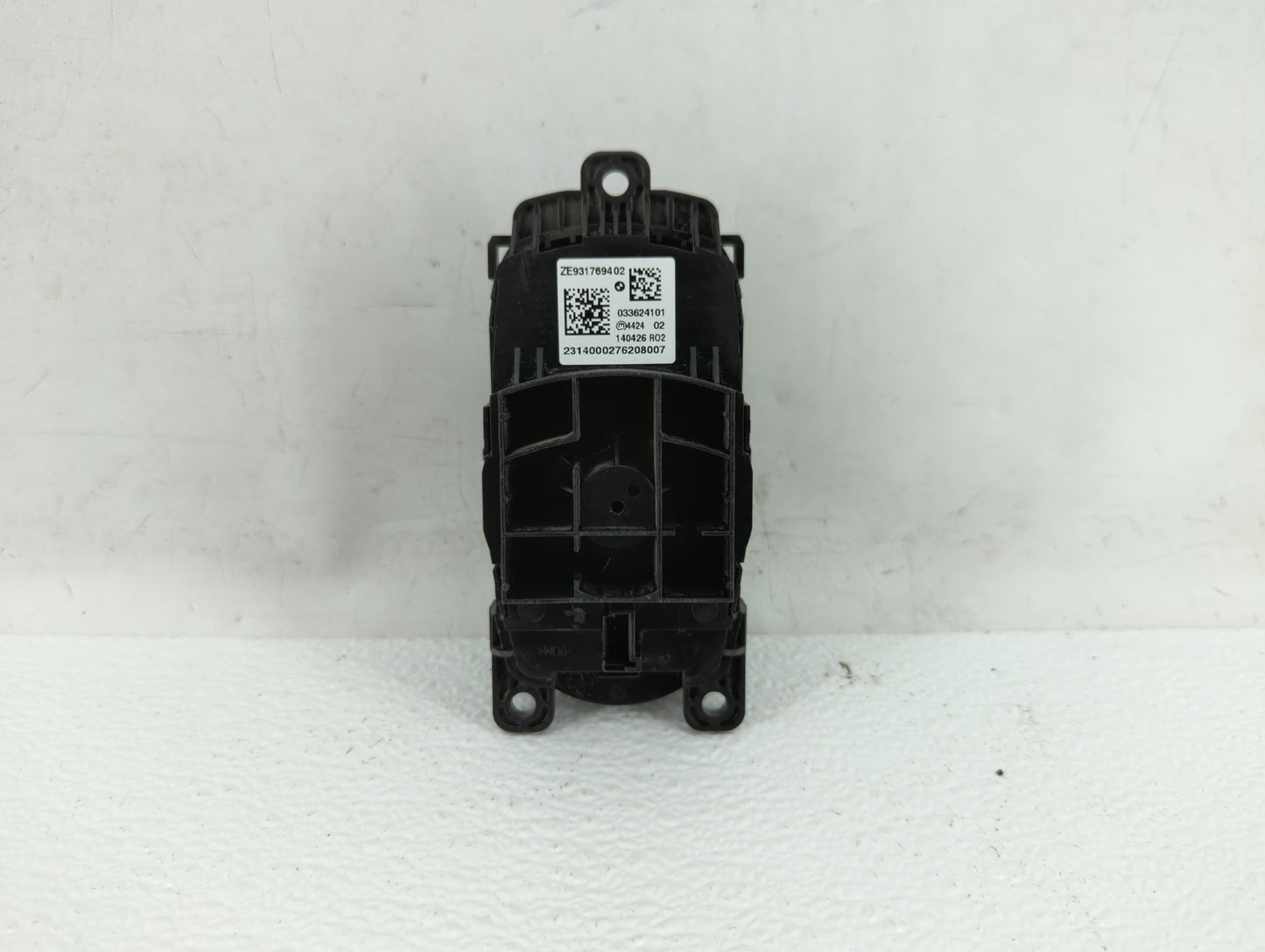 2008-2016 Mini Cooper Radio AM FM Cd Player Receiver Replacement P/N:931769402 9 255 067 Fits OEM Used Auto Parts - Oemuseda