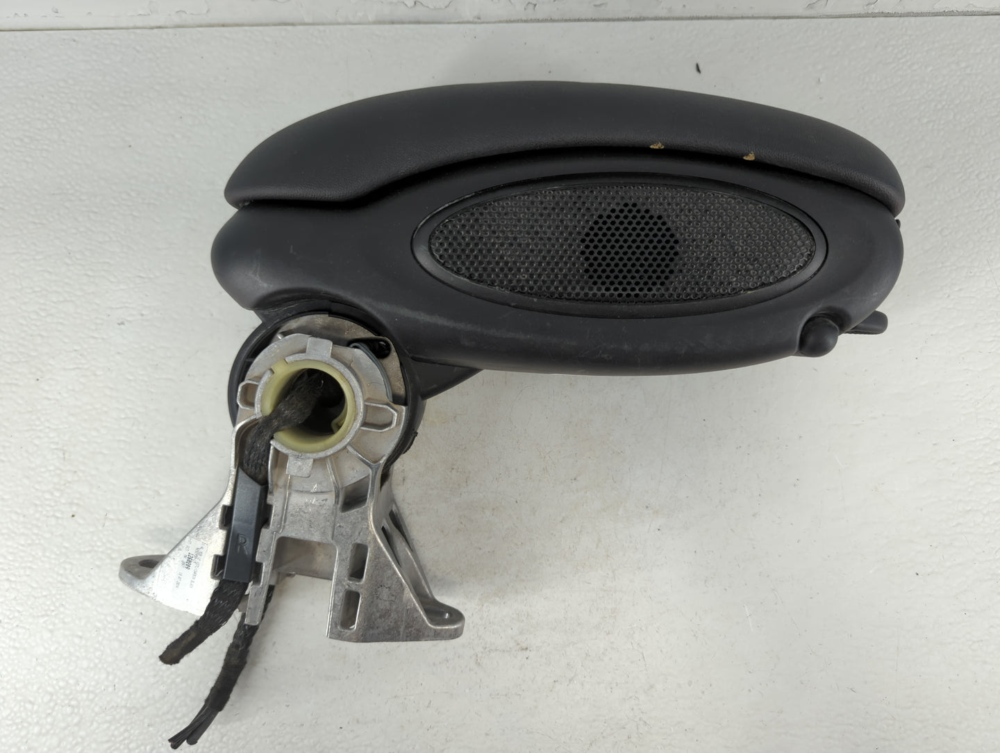 2015 Mini Cooper Center Console Armrest Cover Lid Fits OEM Used Auto Parts - Oemusedautoparts1.com