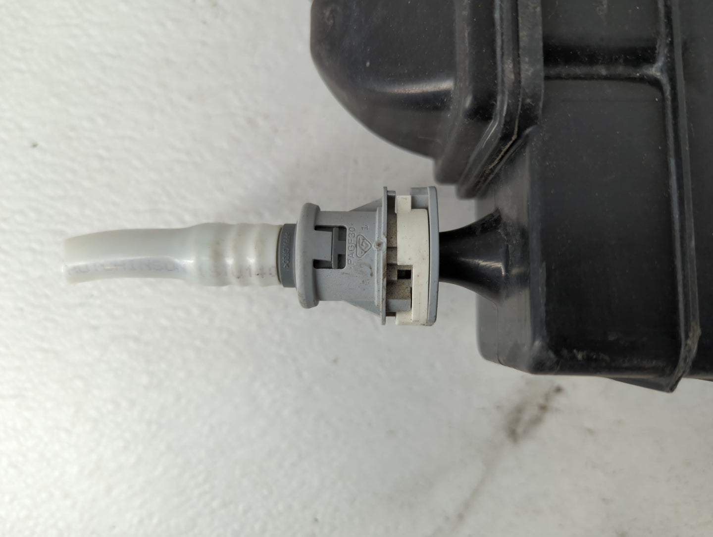 2015 Mini Cooper Fuel Vapor Charcoal Canister - Oemusedautoparts1.com