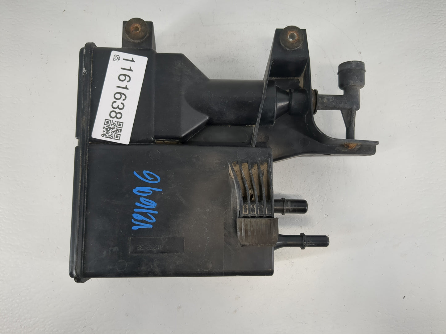 2015 Mini Cooper Countryman Fuel Vapor Charcoal Canister - Oemusedautoparts1.com