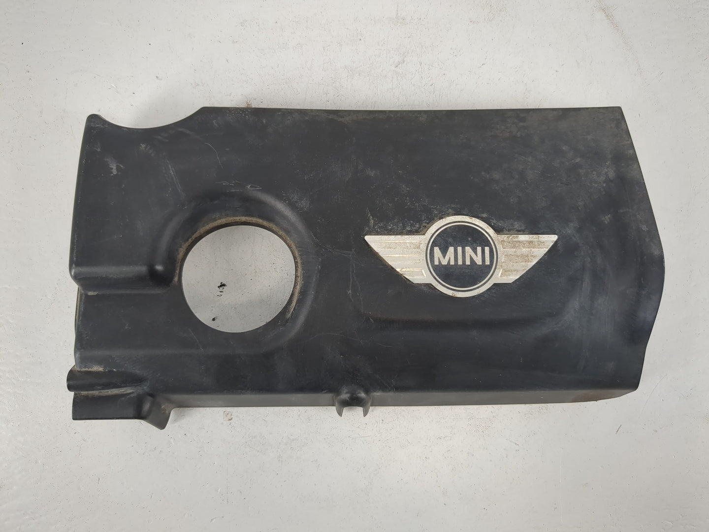 2015 Mini Cooper Countryman Engine Cover - Oemusedautoparts1.com