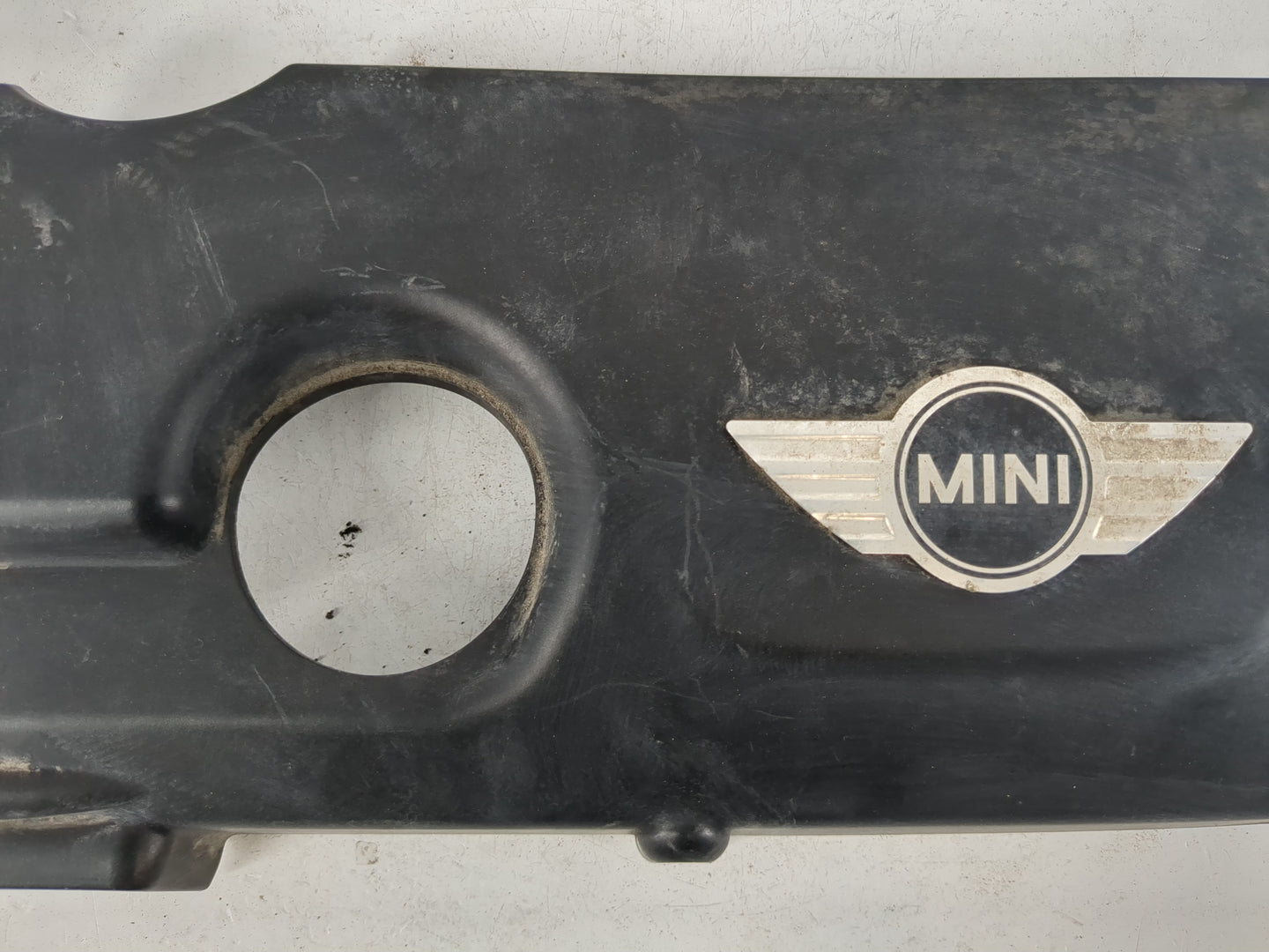 2015 Mini Cooper Countryman Engine Cover - Oemusedautoparts1.com