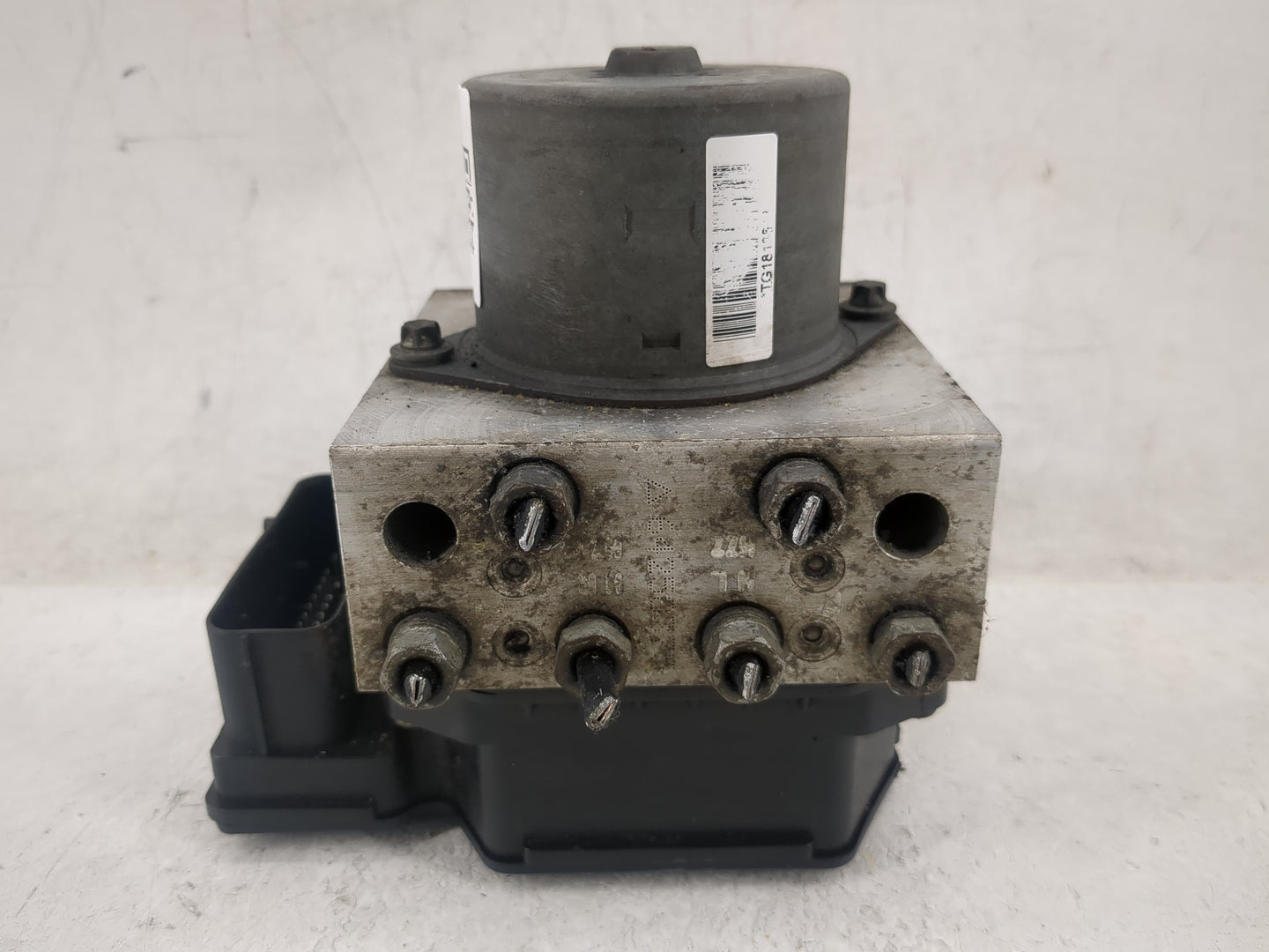 2013-2015 Mini Cooper Countryman ABS Pump Control Module Replacement P/N:6866011 54086588A Fits Fits 2013 2014 2015 OEM Used