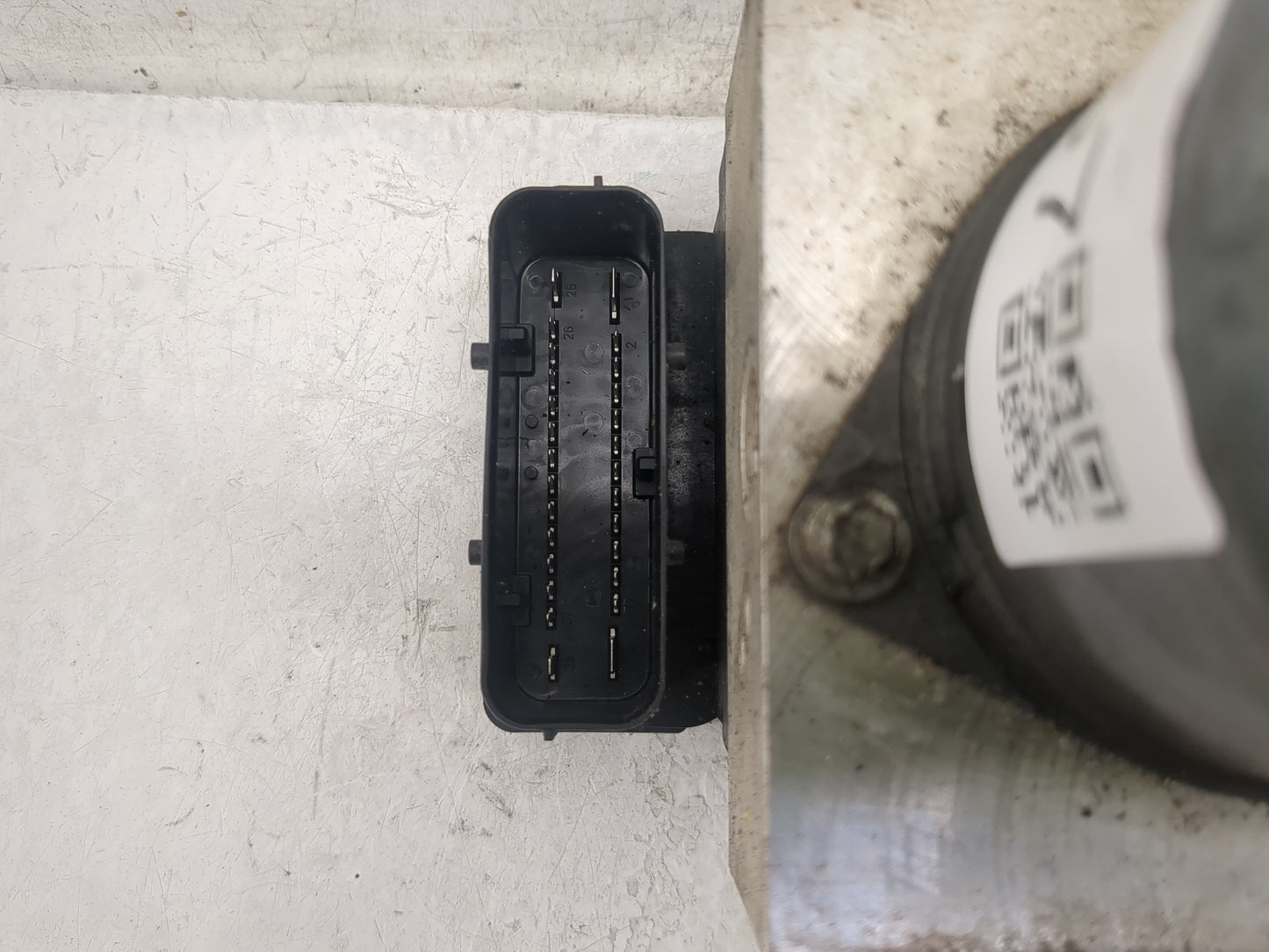 2013-2015 Mini Cooper Countryman ABS Pump Control Module Replacement P/N:6866011 54086588A Fits Fits 2013 2014 2015 OEM Used