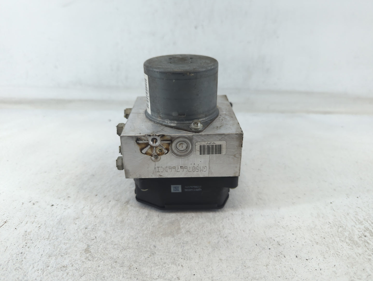 2013-2015 Mini Cooper Countryman ABS Pump Control Module Replacement P/N:3451 6866011 01 Fits Fits 2013 2014 2015 OEM Used A