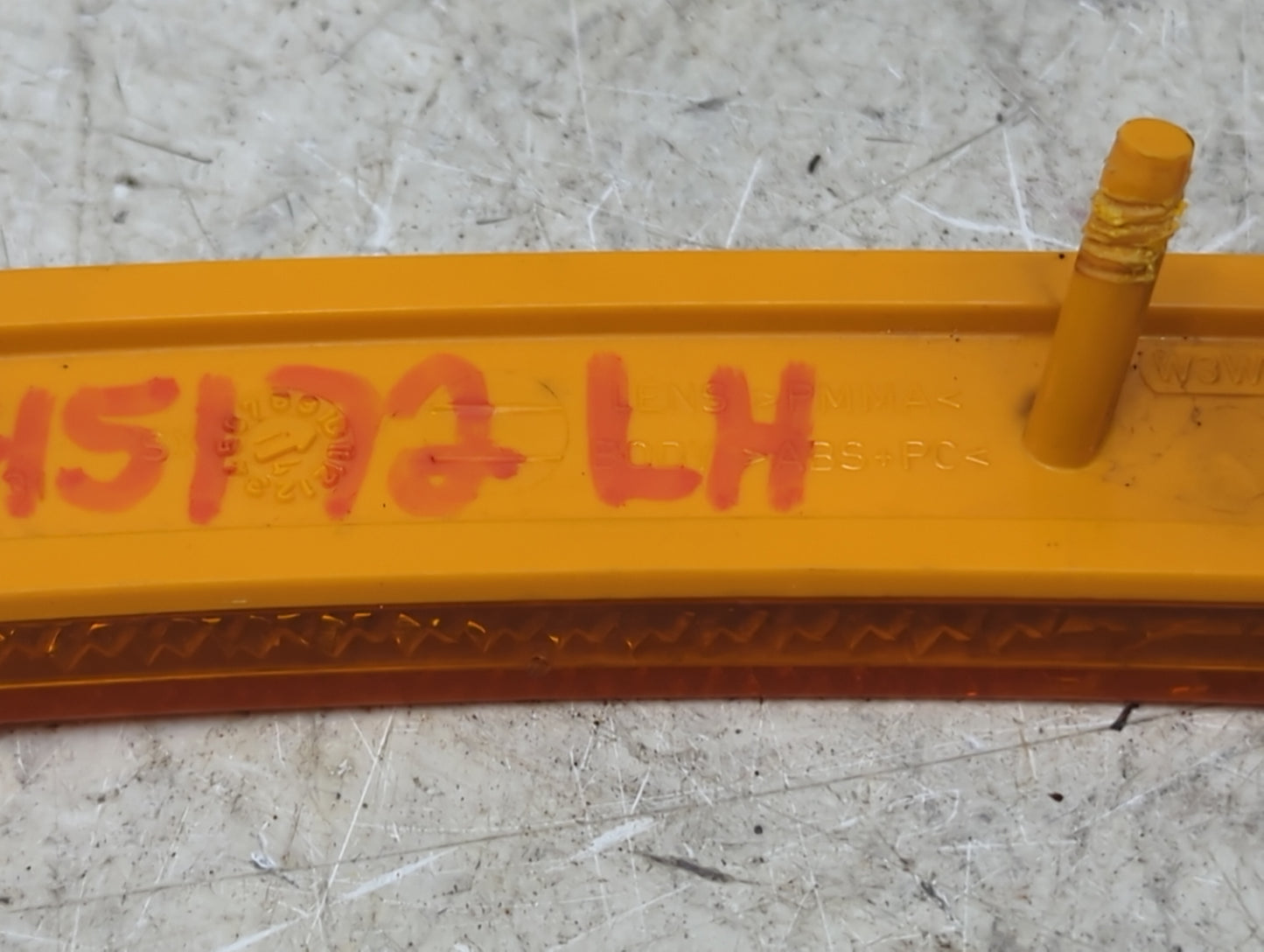 Mini Countryman Driver Left Oem Front Light Lamp Orange - Oemusedautoparts1.com
