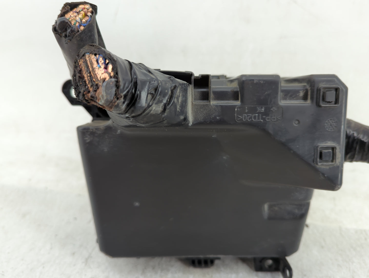 2012-2015 Mitsubishi Lancer Fusebox Fuse Box Panel Relay Module Fits Fits 2012 2013 2014 2015 OEM Used Auto Parts - Oemuseda