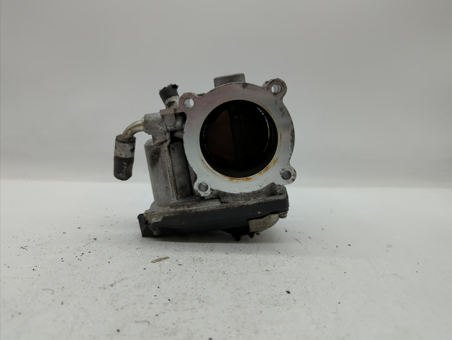 2015 Mitsubishi Lancer Throttle Body P/N:57021 6X05 0243 Fits OEM Used Auto Parts - Oemusedautoparts1.com