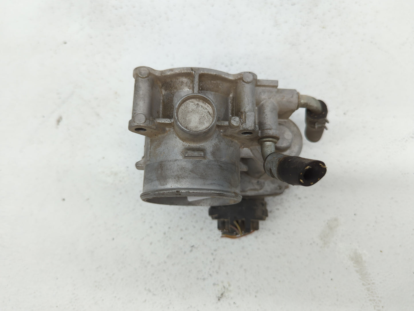 2015 Mitsubishi Lancer Throttle Body P/N:67021-B Fits OEM Used Auto Parts - Oemusedautoparts1.com