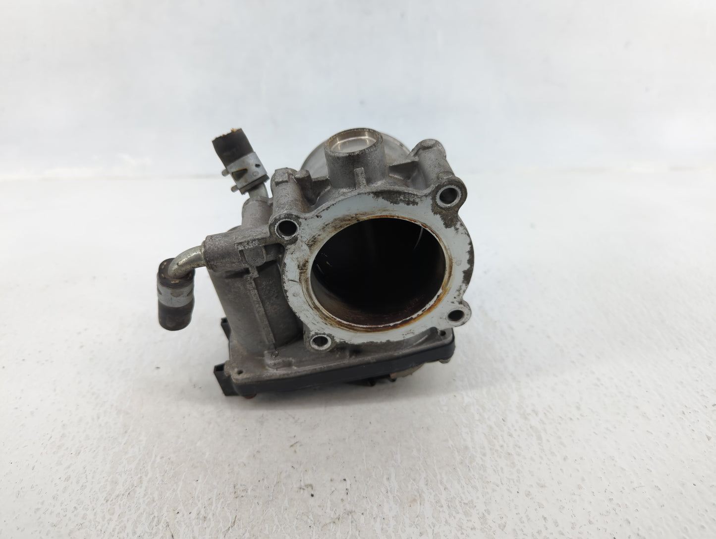 2015 Mitsubishi Lancer Throttle Body P/N:67021-B Fits OEM Used Auto Parts - Oemusedautoparts1.com