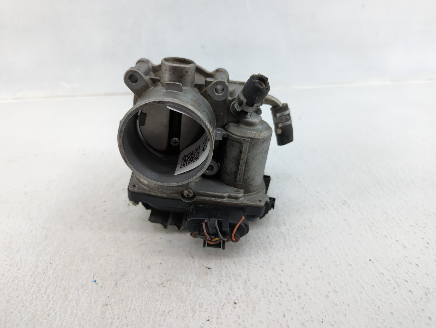 2015 Mitsubishi Lancer Throttle Body P/N:67021-B Fits OEM Used Auto Parts - Oemusedautoparts1.com