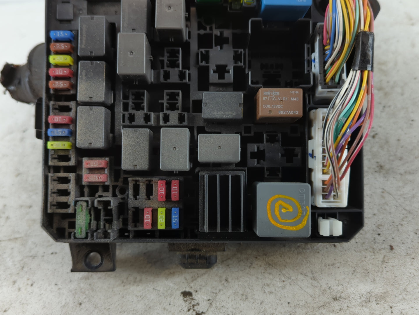 2012-2015 Mitsubishi Lancer Fusebox Fuse Box Panel Relay Module P/N:8565A268 Fits Fits 2012 2013 2014 2015 OEM Used Auto Par