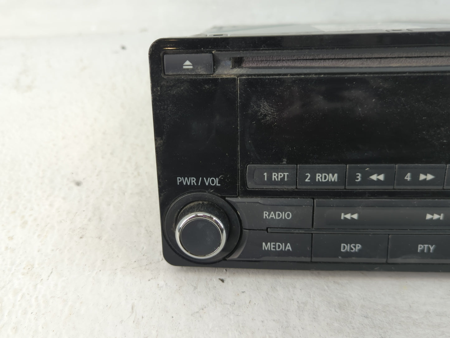 2015-2017 Mitsubishi Lancer Radio AM FM Cd Player Receiver Replacement P/N:4718P423 8701A405 Fits Fits 2015 2016 2017 OEM Us