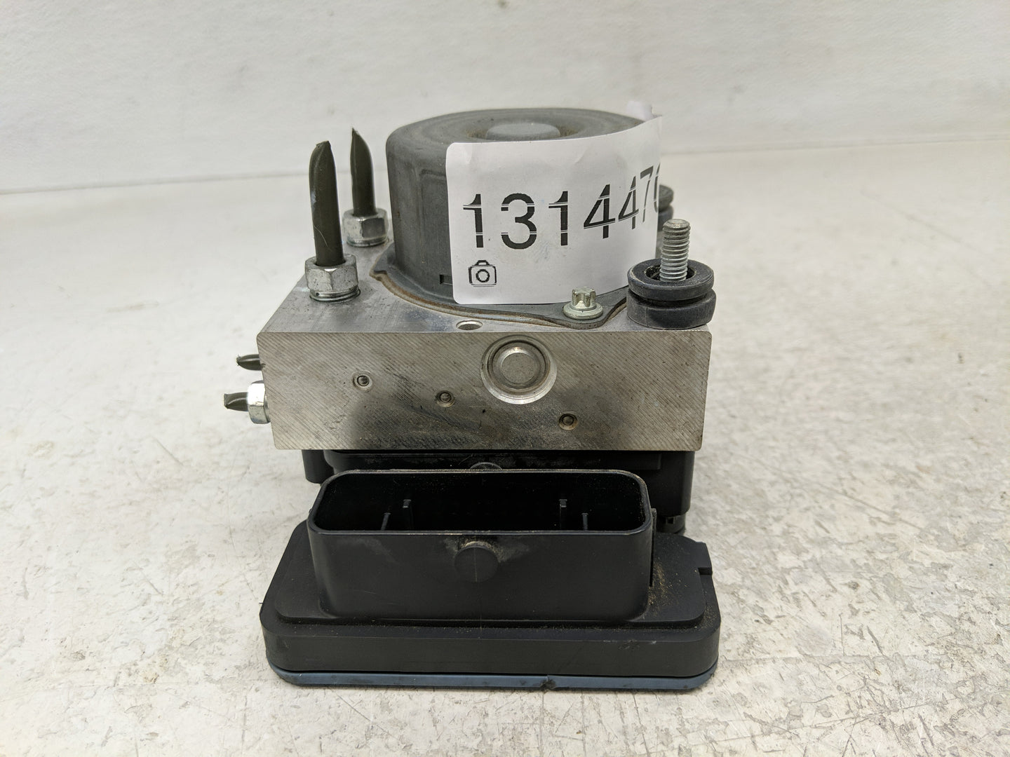 2015 Mitsubishi Mirage ABS Pump Control Module Replacement P/N:4670B117 46708117, 141029/1/2310 Fits OEM Used Auto Parts - O