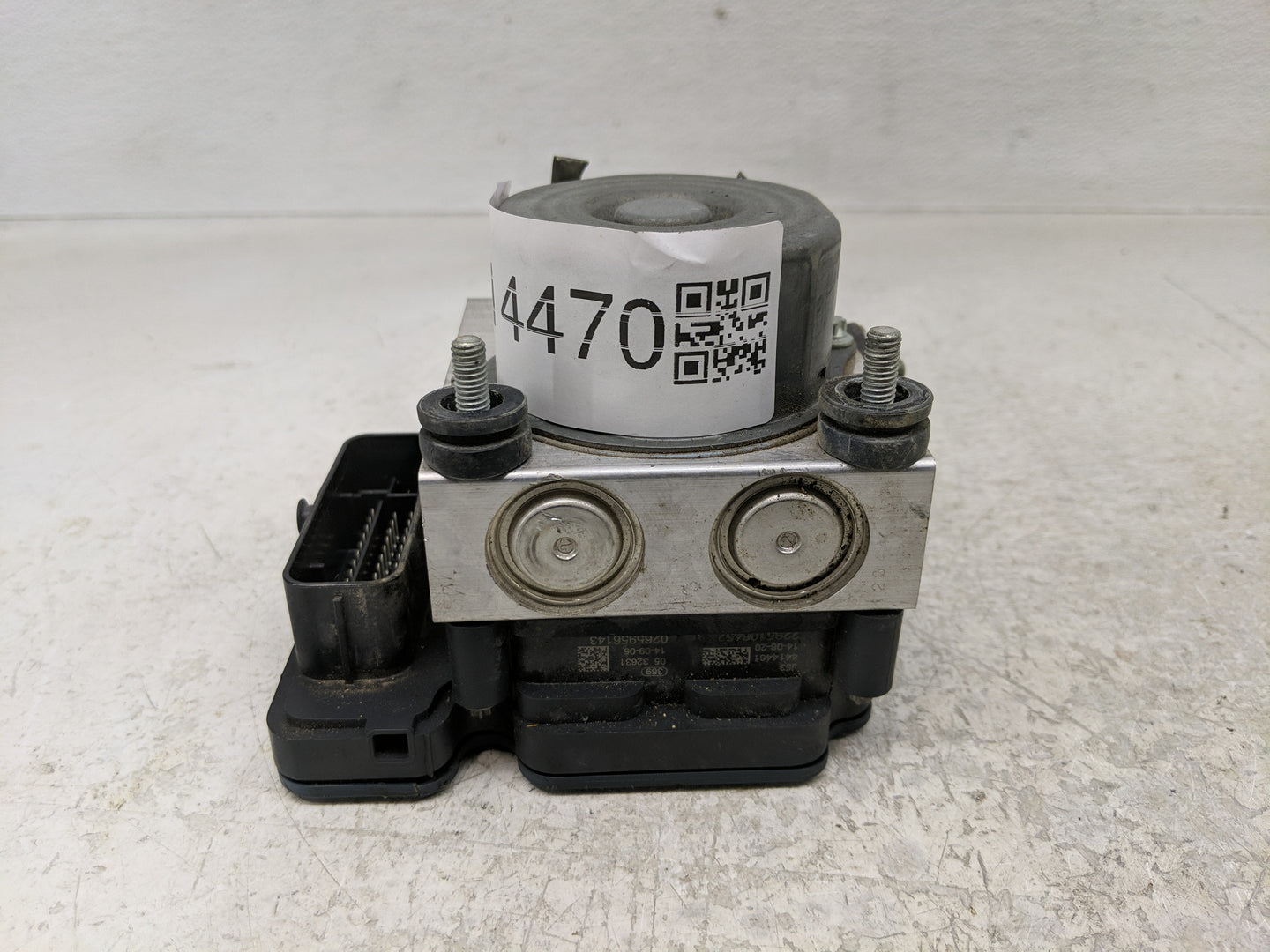 2015 Mitsubishi Mirage ABS Pump Control Module Replacement P/N:4670B117 46708117, 141029/1/2310 Fits OEM Used Auto Parts - O