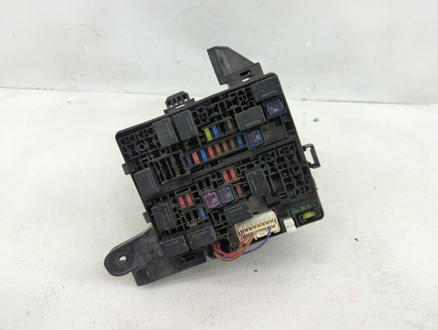 2014 Mitsubishi Mirage Fusebox Fuse Box Panel Relay Module Fits OEM Used Auto Parts - Oemusedautoparts1.com