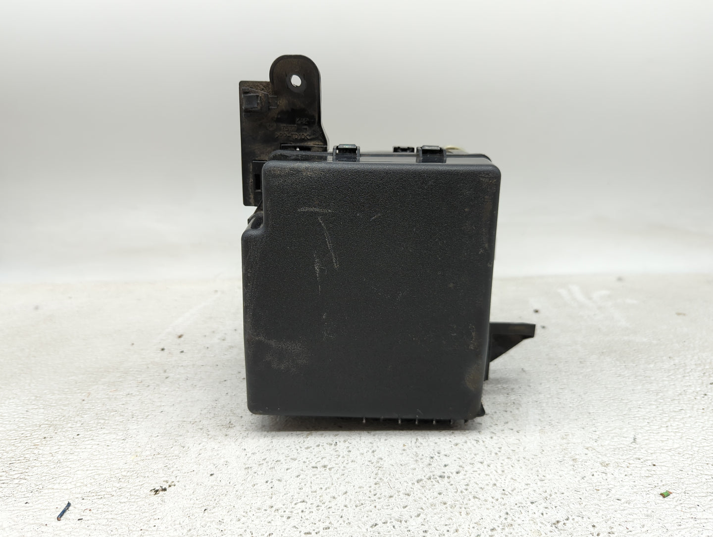 2014 Mitsubishi Mirage Fusebox Fuse Box Panel Relay Module Fits OEM Used Auto Parts - Oemusedautoparts1.com