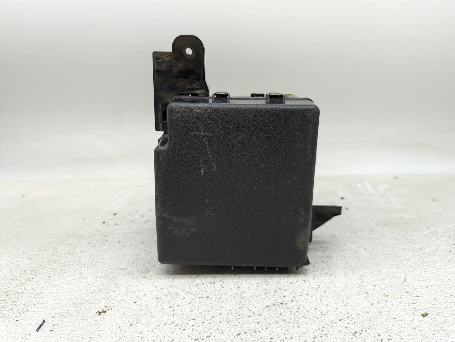 2014 Mitsubishi Mirage Fusebox Fuse Box Panel Relay Module Fits OEM Used Auto Parts - Oemusedautoparts1.com