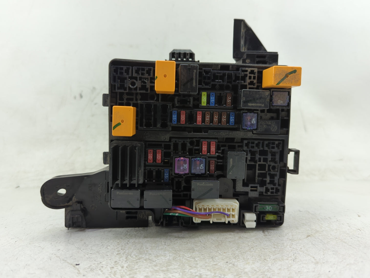 2014 Mitsubishi Mirage Fusebox Fuse Box Panel Relay Module Fits OEM Used Auto Parts - Oemusedautoparts1.com