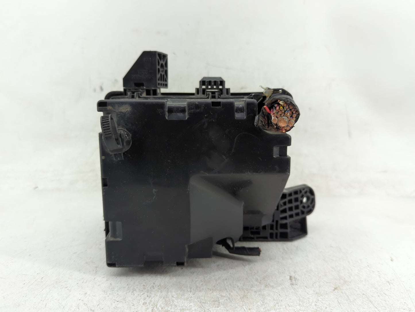 2014 Mitsubishi Mirage Fusebox Fuse Box Panel Relay Module Fits OEM Used Auto Parts - Oemusedautoparts1.com