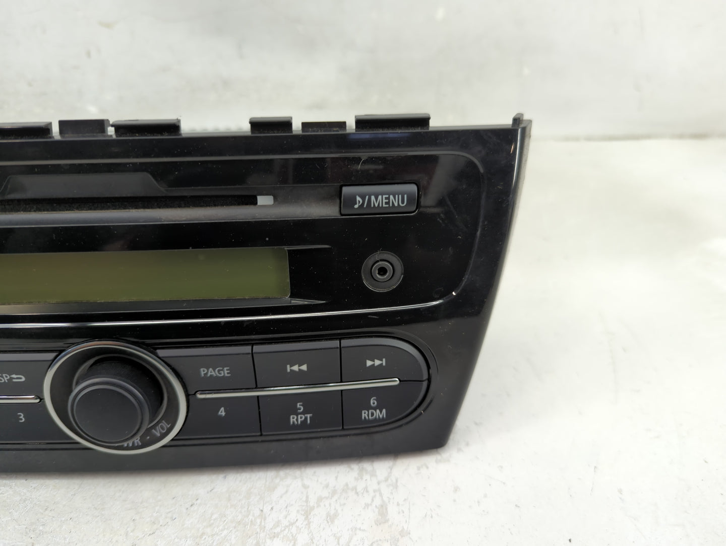 2015 Mitsubishi Mirage Radio AM FM Cd Player Receiver Replacement P/N:DY-1MU3E21-2-T 8701A208 Fits OEM Used Auto Parts - Oem