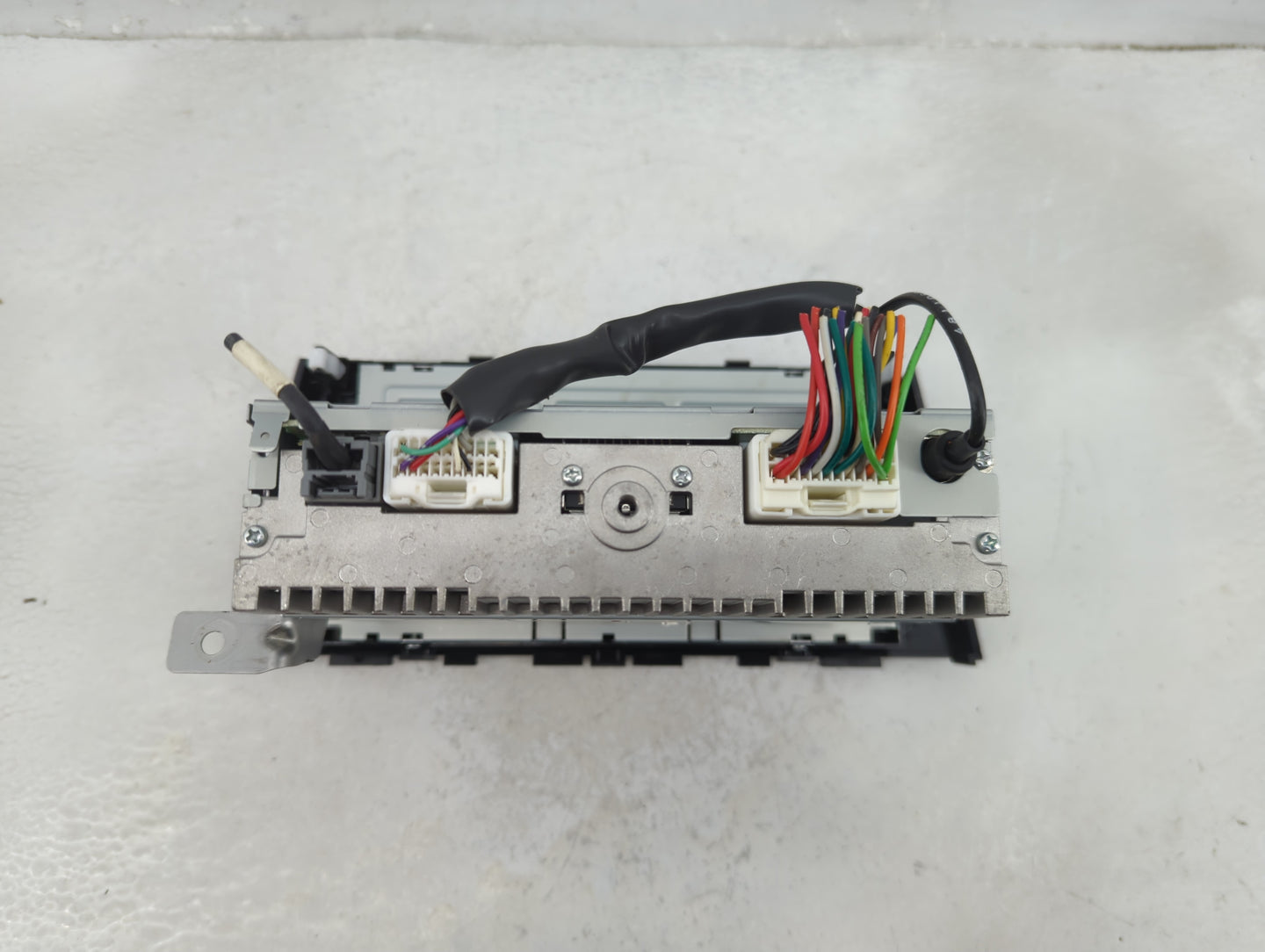 2015 Mitsubishi Mirage Radio AM FM Cd Player Receiver Replacement P/N:DY-1MU3E21-2-T 8701A208 Fits OEM Used Auto Parts - Oem