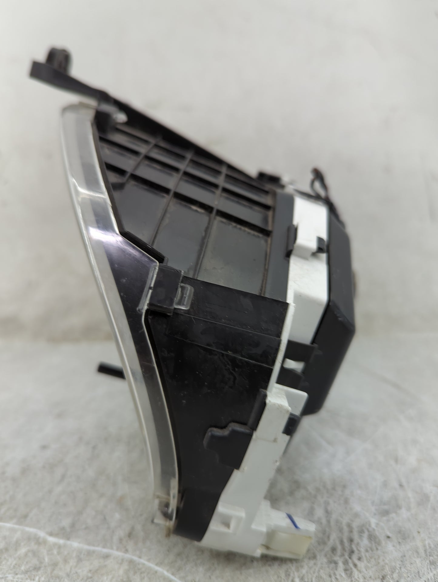 2014 Mitsubishi Mirage Instrument Cluster Speedometer Gauges P/N:8100B573 157560-1454 Fits OEM Used Auto Parts - Oemusedauto