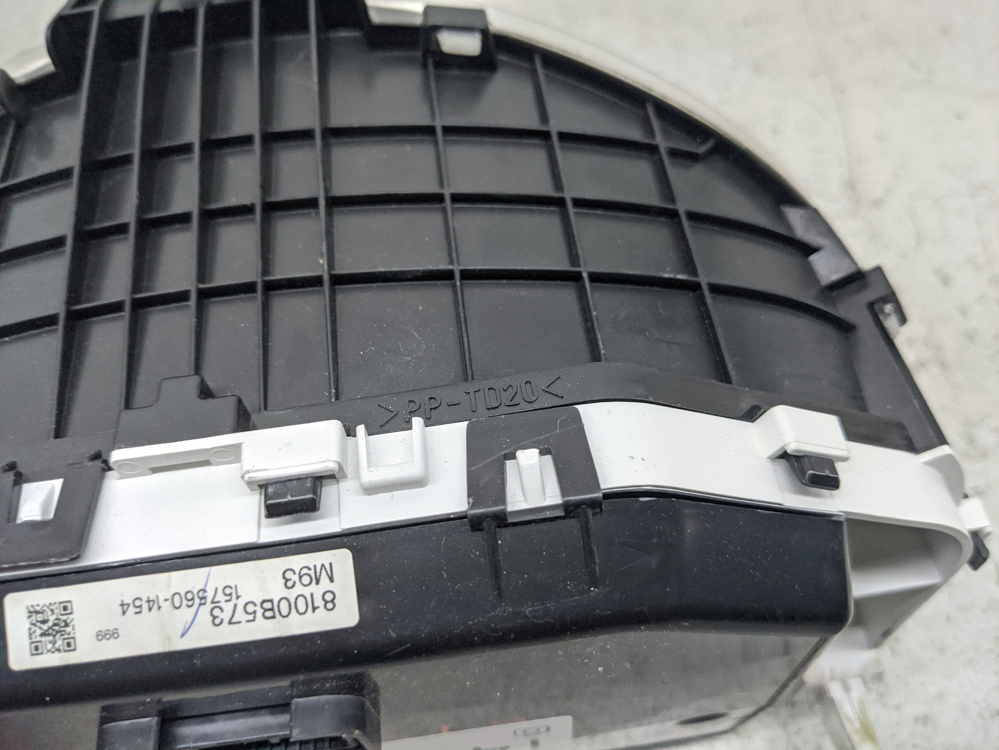2014 Mitsubishi Mirage Instrument Cluster Speedometer Gauges P/N:8100B573 157560-1454 Miles: Fits OEM Used Auto Parts - Oemu