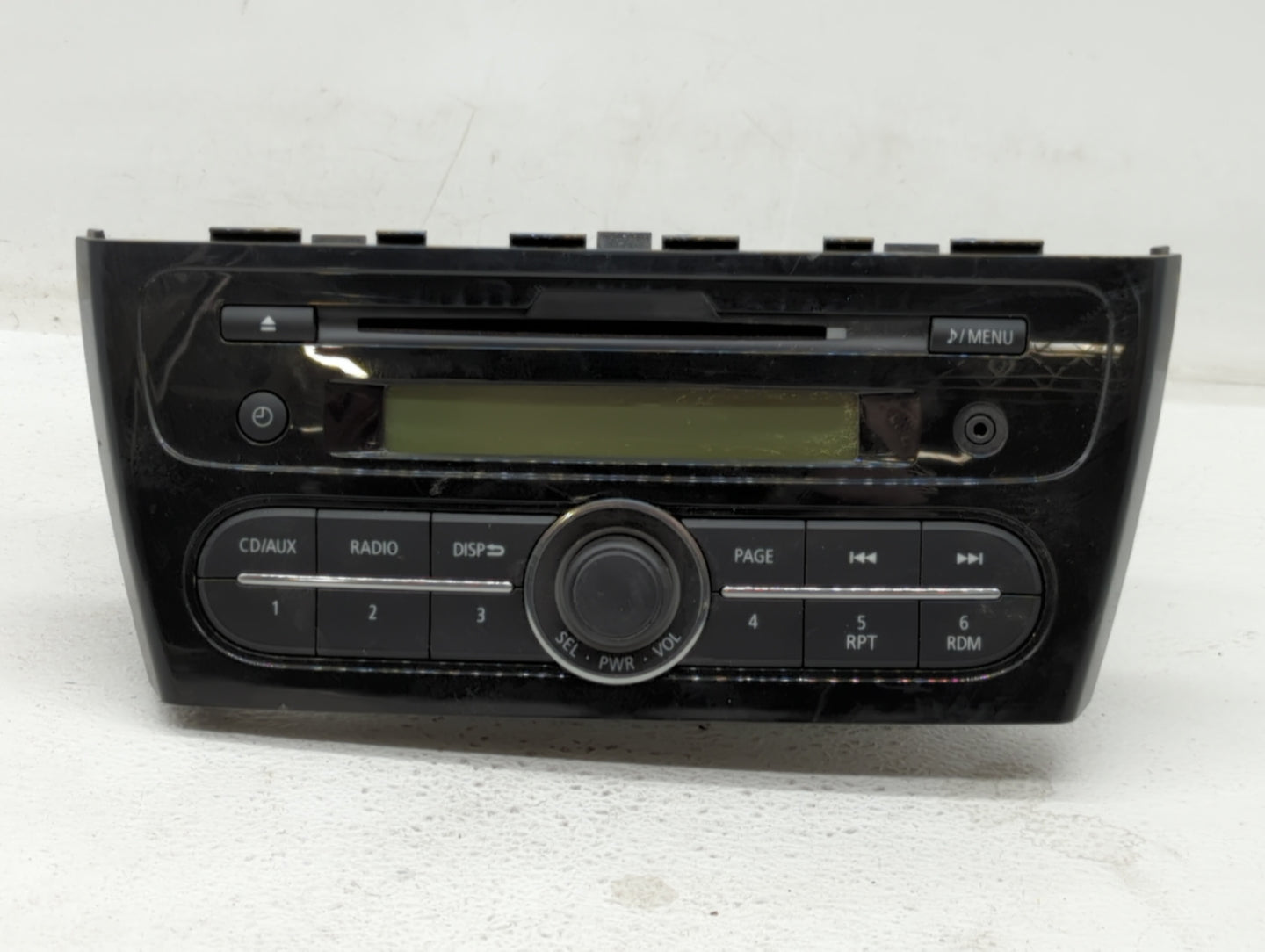 2002 Mitsubishi Mirage Radio AM FM Cd Player Receiver Replacement P/N:8701A208 MR587258 Fits Fits 2003 2004 2005 2006 2007 O
