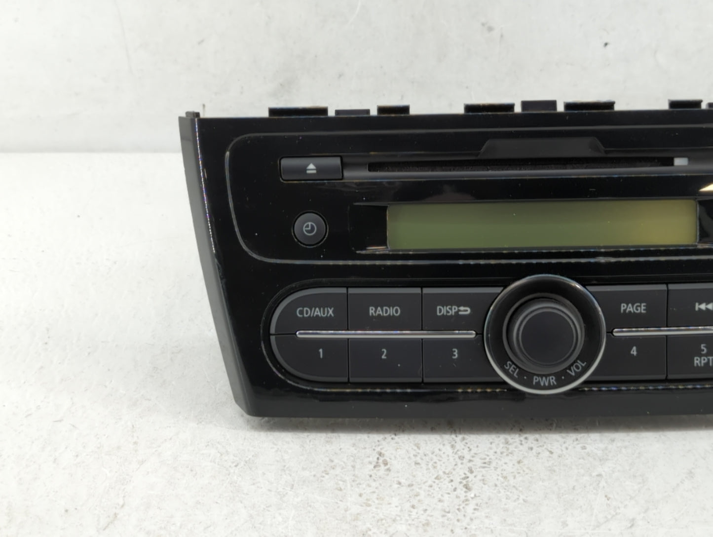 2002 Mitsubishi Mirage Radio AM FM Cd Player Receiver Replacement P/N:8701A208 MR587258 Fits Fits 2003 2004 2005 2006 2007 O