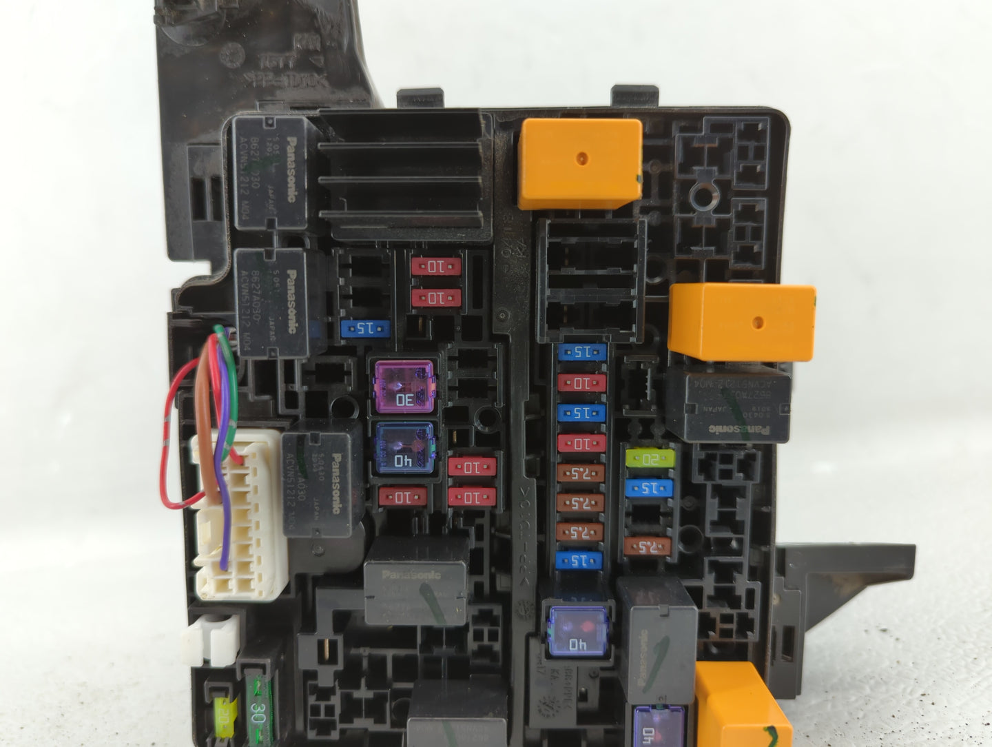 2014 Mitsubishi Mirage Fusebox Fuse Box Panel Relay Module Fits OEM Used Auto Parts - Oemusedautoparts1.com