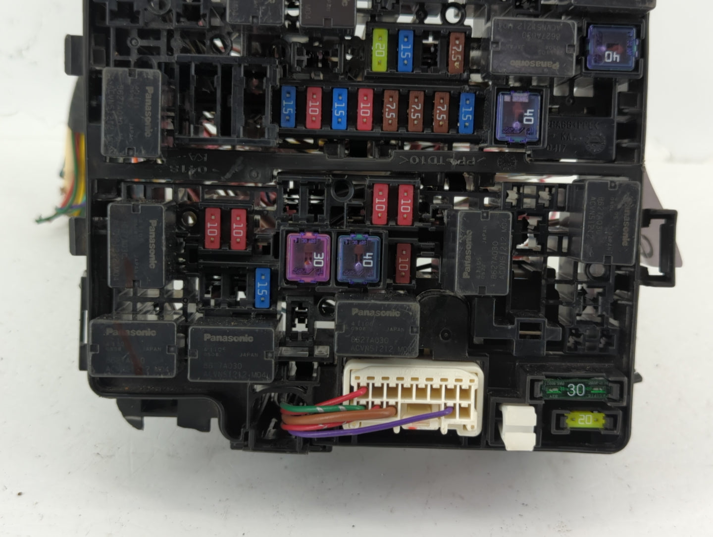 2014 Mitsubishi Mirage Fusebox Fuse Box Panel Relay Module Fits OEM Used Auto Parts - Oemusedautoparts1.com