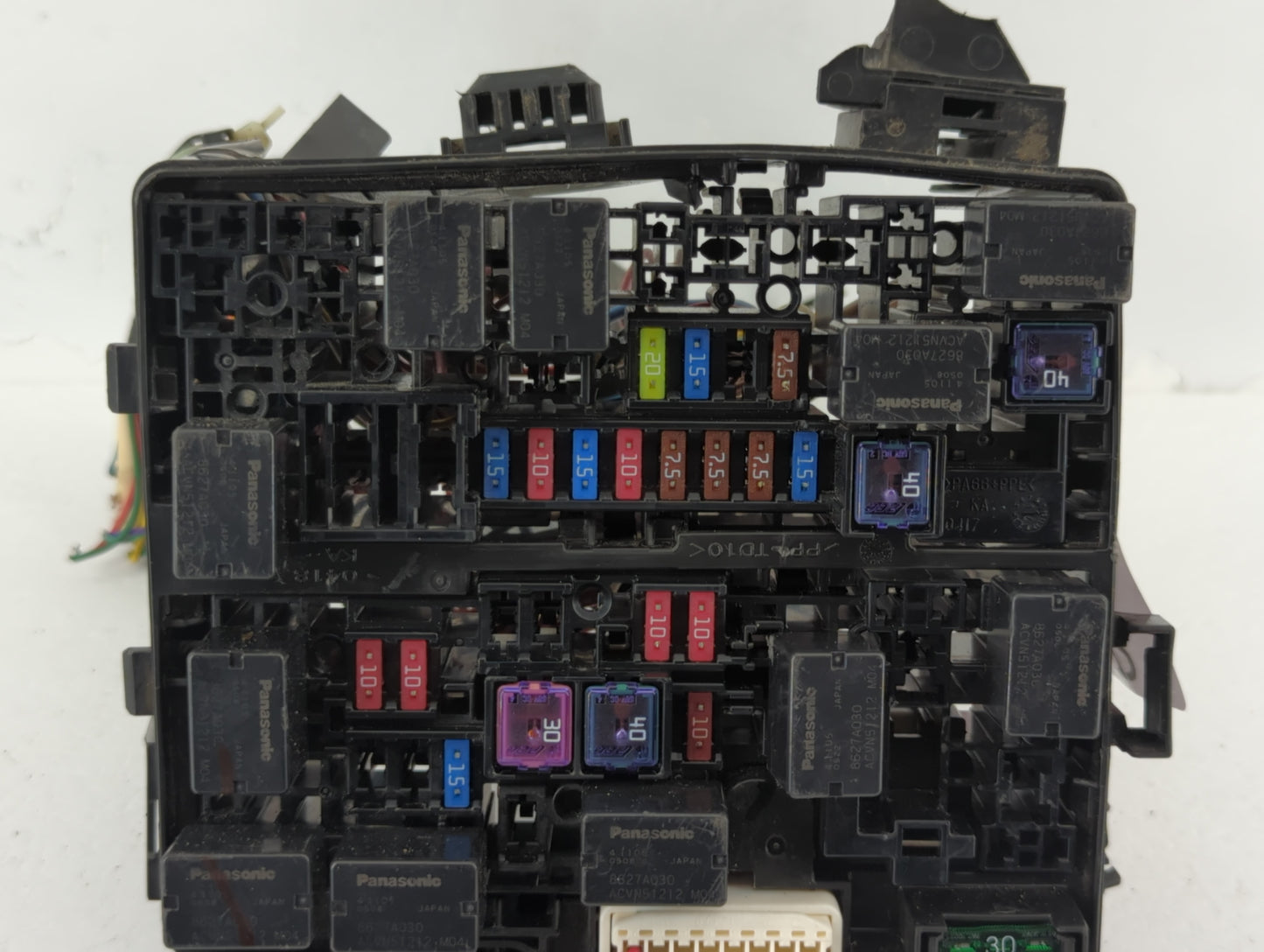 2014 Mitsubishi Mirage Fusebox Fuse Box Panel Relay Module Fits OEM Used Auto Parts - Oemusedautoparts1.com