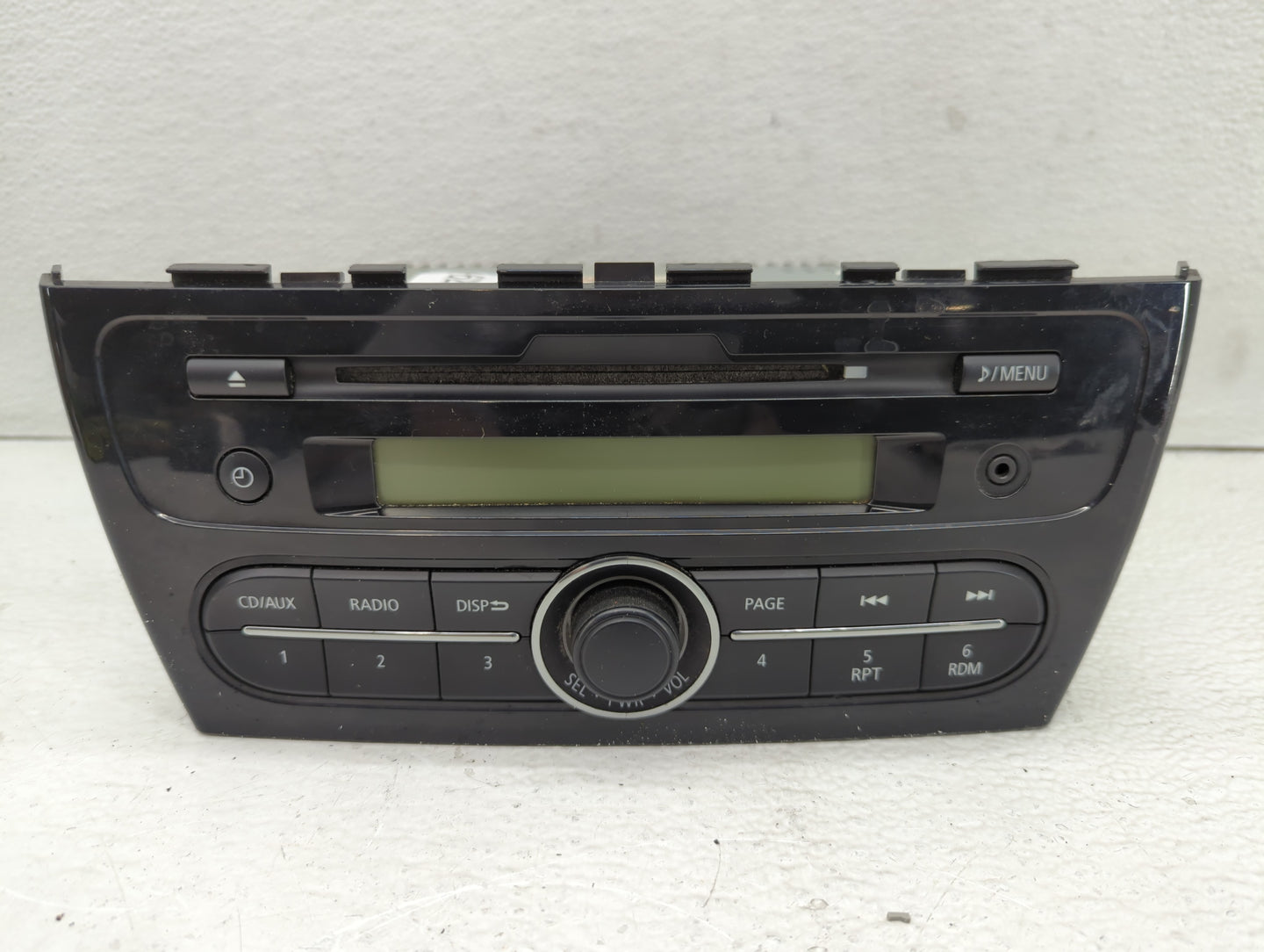 2014 Mitsubishi Mirage Radio AM FM Cd Player Receiver Replacement P/N:DY-1MU3E21-2-T 8701A208 Fits OEM Used Auto Parts - Oem