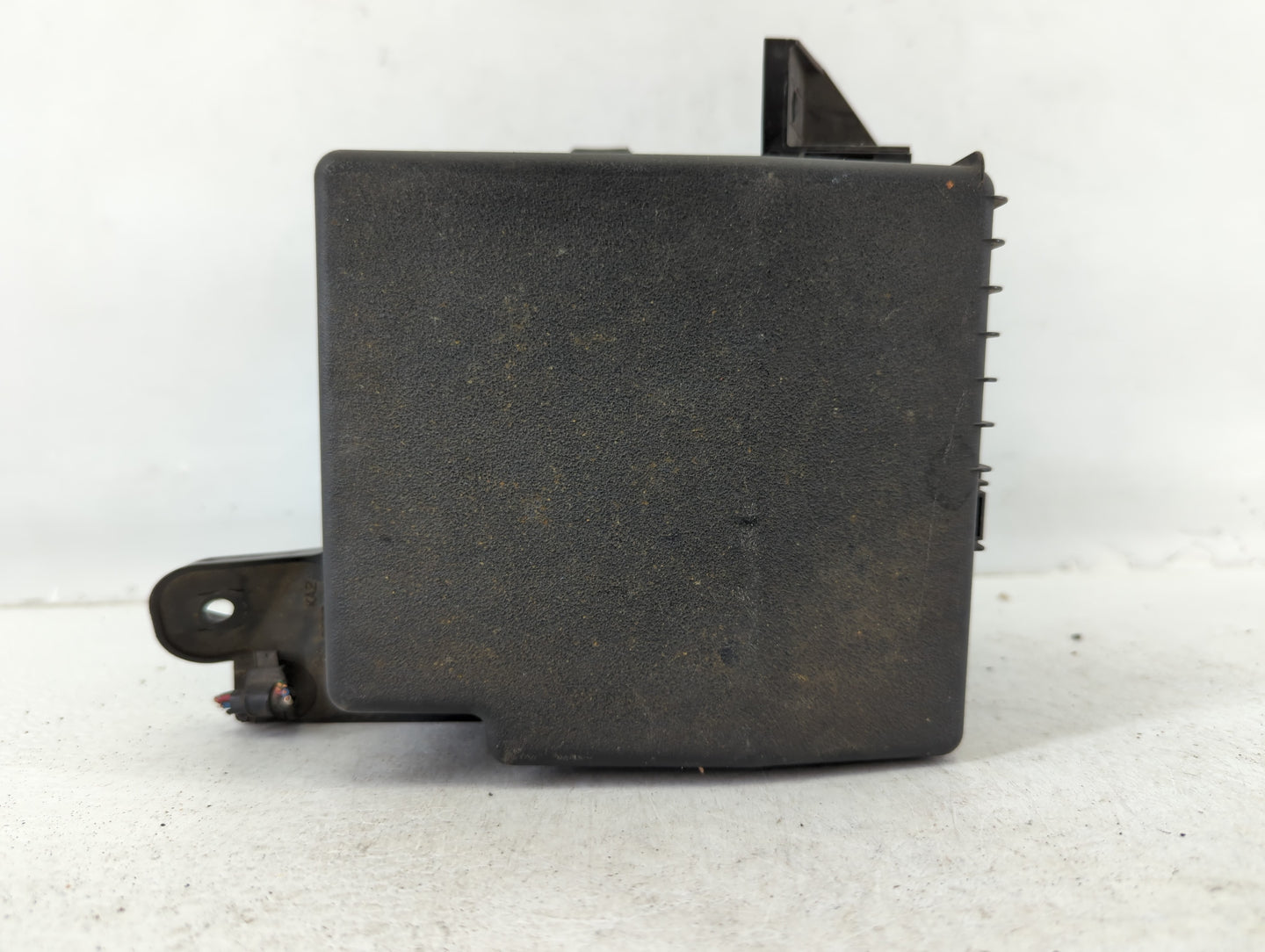 2014 Mitsubishi Mirage Fusebox Fuse Box Panel Relay Module P/N:0417 PA66+PPE Fits OEM Used Auto Parts - Oemusedautoparts1.co