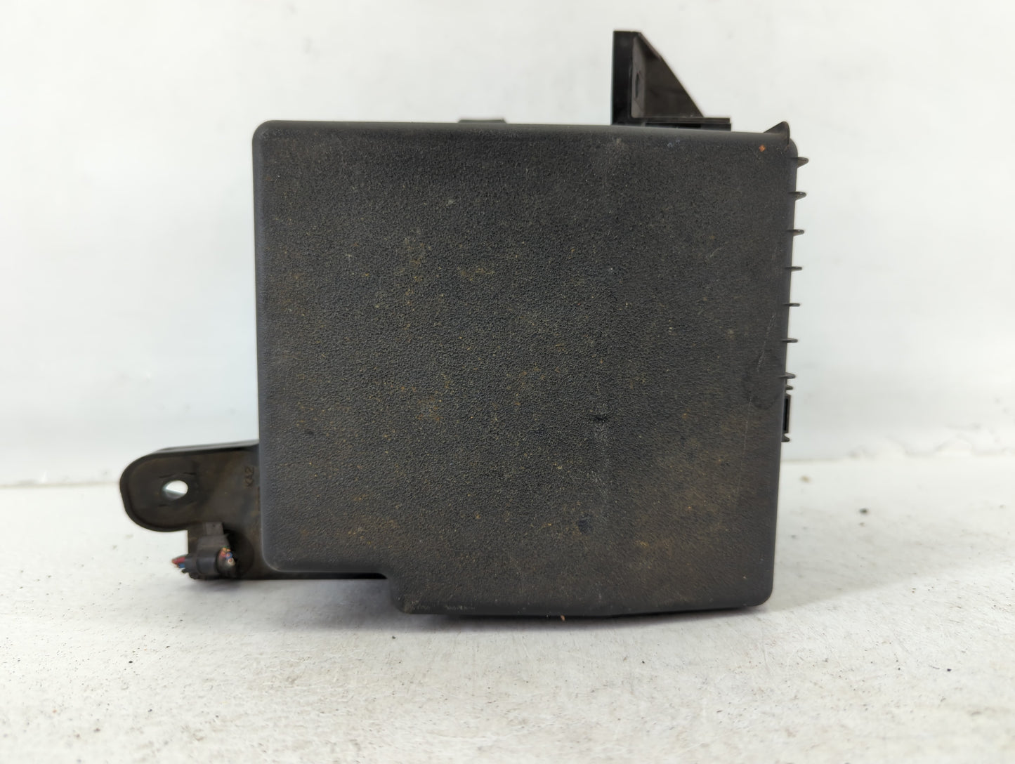 2014 Mitsubishi Mirage Fusebox Fuse Box Panel Relay Module P/N:0417 PA66+PPE Fits OEM Used Auto Parts - Oemusedautoparts1.co