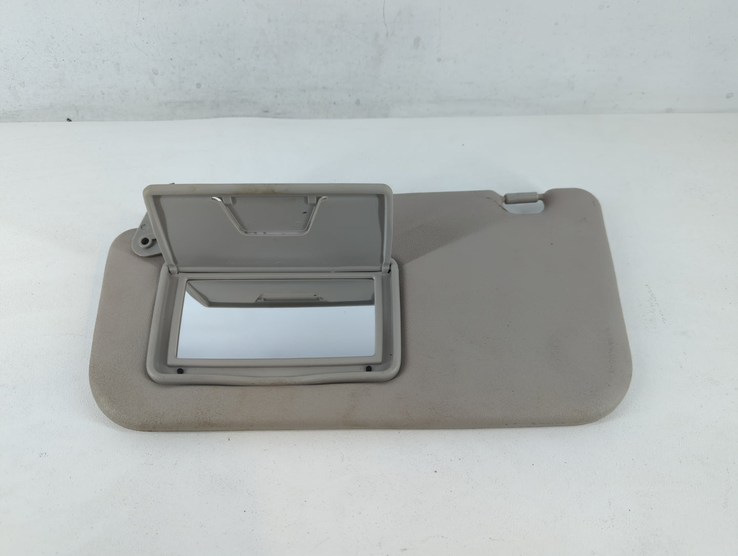 2014 Mitsubishi Mirage Sun Visor Shade Replacement Passenger Right Mirror Fits OEM Used Auto Parts - Oemusedautoparts1.com