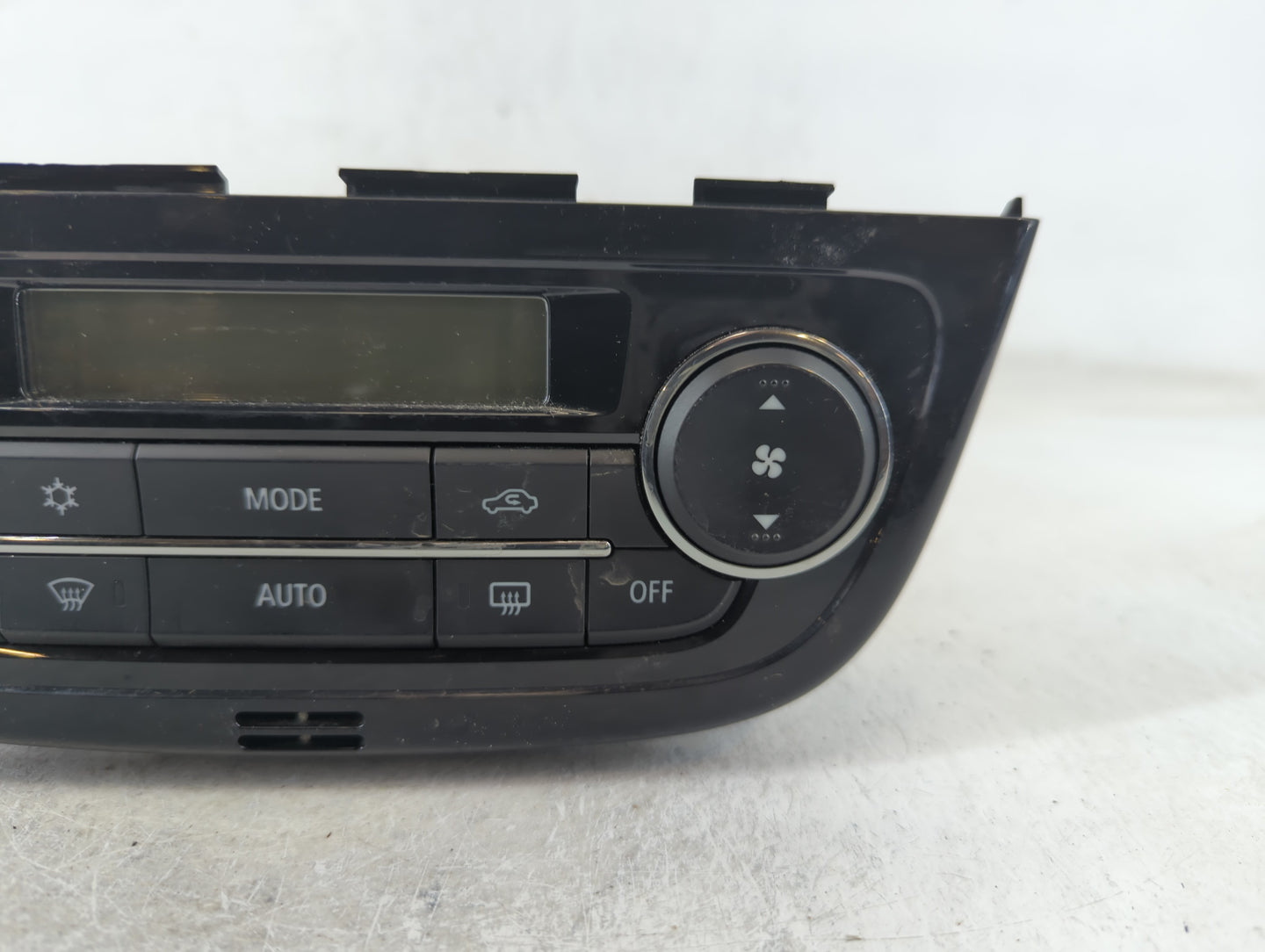 2015 Mitsubishi Mirage Climate Control Module Temperature AC/Heater Replacement P/N:7820A883XA Fits OEM Used Auto Parts - Oe