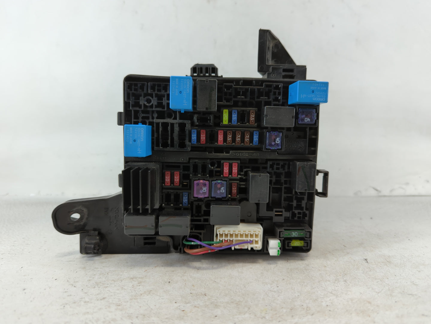 2014 Mitsubishi Mirage Fusebox Fuse Box Panel Relay Module P/N:PP-TD10 3547 Fits OEM Used Auto Parts - Oemusedautoparts1.com