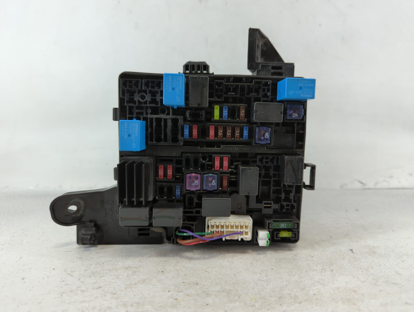 2014 Mitsubishi Mirage Fusebox Fuse Box Panel Relay Module P/N:PP-TD10 3547 Fits OEM Used Auto Parts - Oemusedautoparts1.com