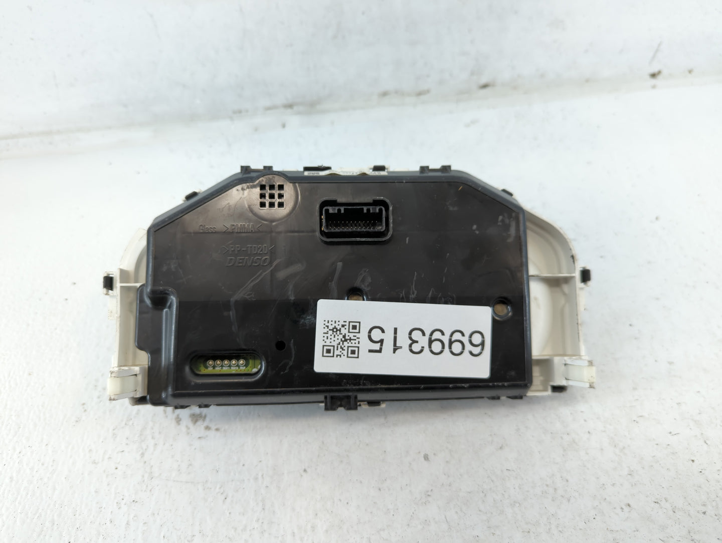 2015 Mitsubishi Mirage Instrument Cluster Speedometer Gauges P/N:8100B573 Fits OEM Used Auto Parts - Oemusedautoparts1.com