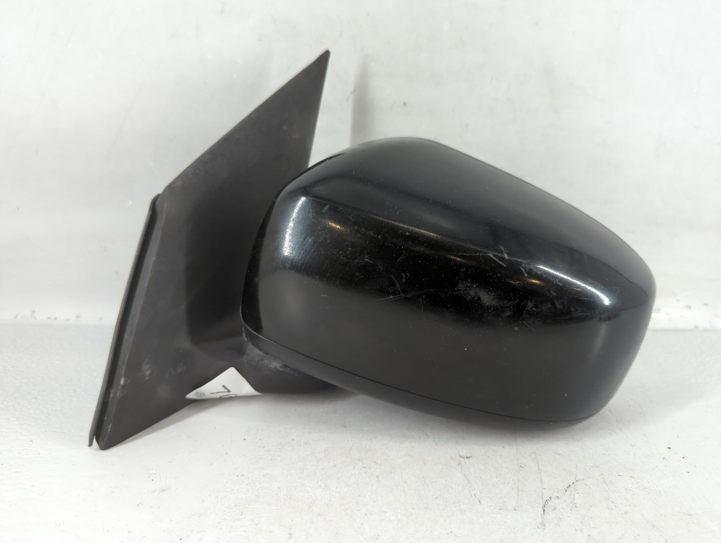 2014 Mitsubishi Mirage Driver Side View Mirror - Left Door Mirror OEM Used - Oemusedautoparts1.com