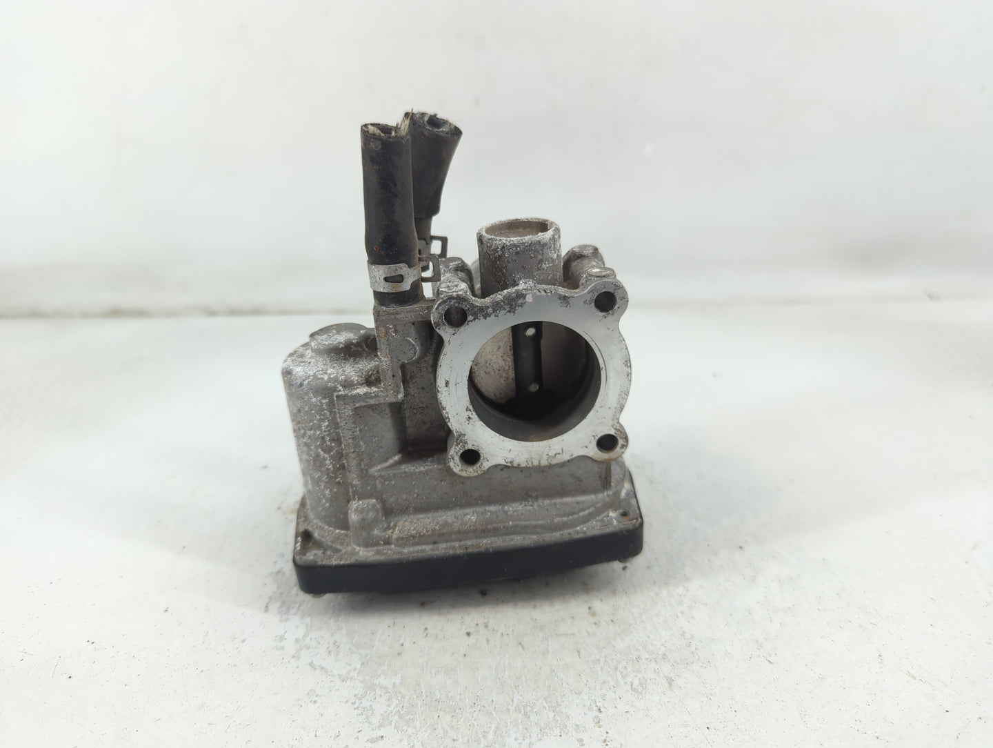 2014 Mitsubishi Mirage Throttle Body Fits OEM Used Auto Parts - Oemusedautoparts1.com