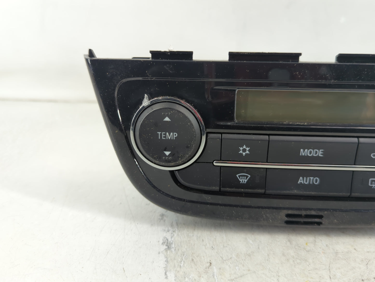 2015 Mitsubishi Mirage Climate Control Module Temperature AC/Heater Replacement P/N:7820A938XA Fits OEM Used Auto Parts - Oe