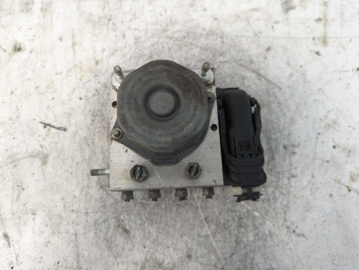 2015 Mitsubishi Mirage ABS Pump Control Module Replacement P/N:B08 150317/1/0300, 4670B117 Fits OEM Used Auto Parts - Oemuse