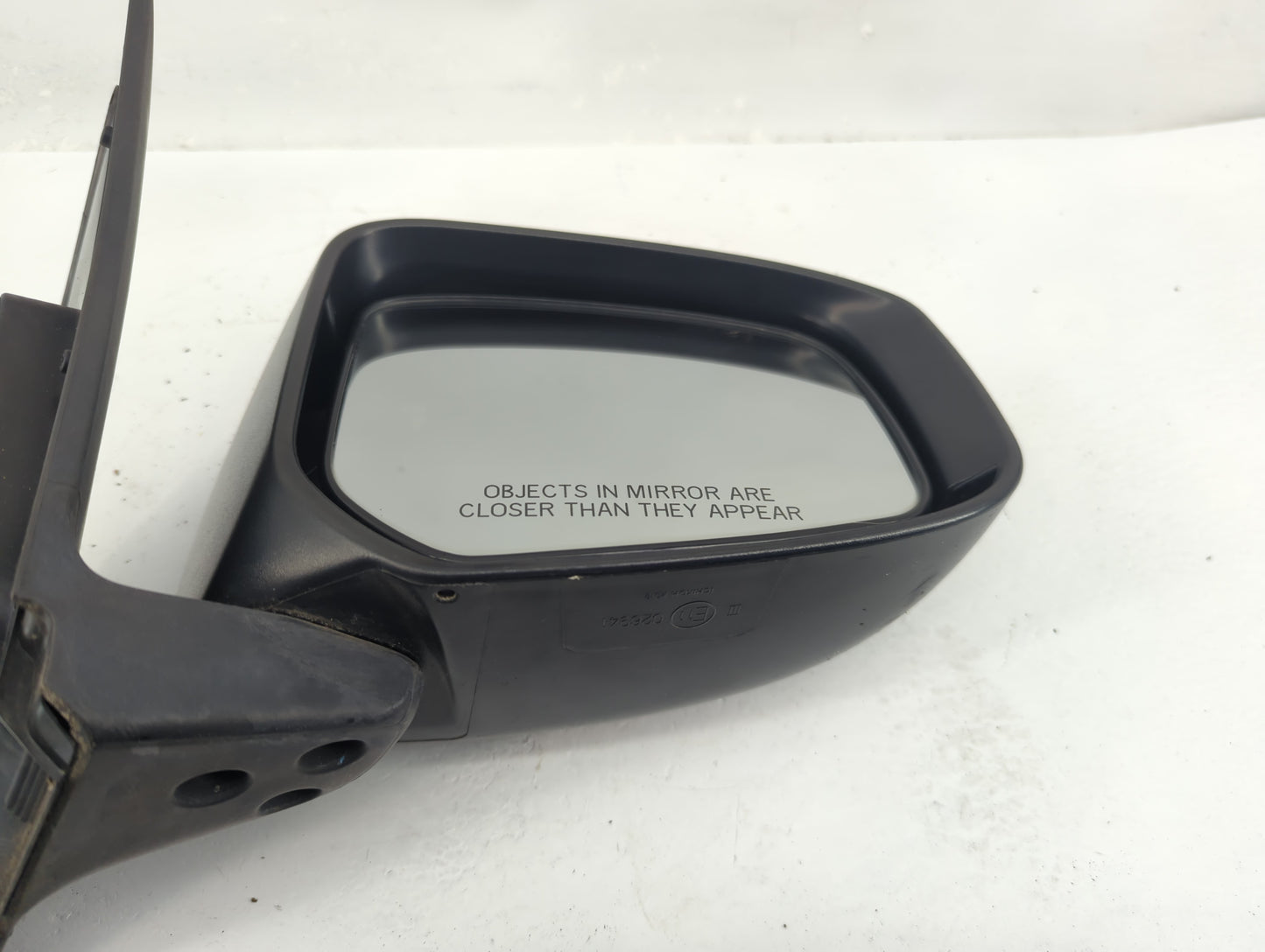 2014-2014 Mitsubishi Mirage Passenger Right Side View Manual Door Mirror - Oemusedautoparts1.com