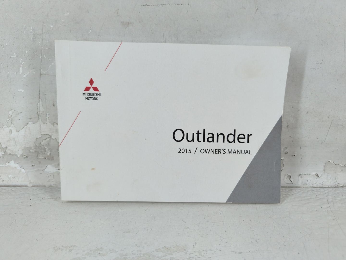 2015 Mitsubishi Outlander Owners Manual Book Guide P/N:9290G262 OEM Used Auto Parts - Oemusedautoparts1.com